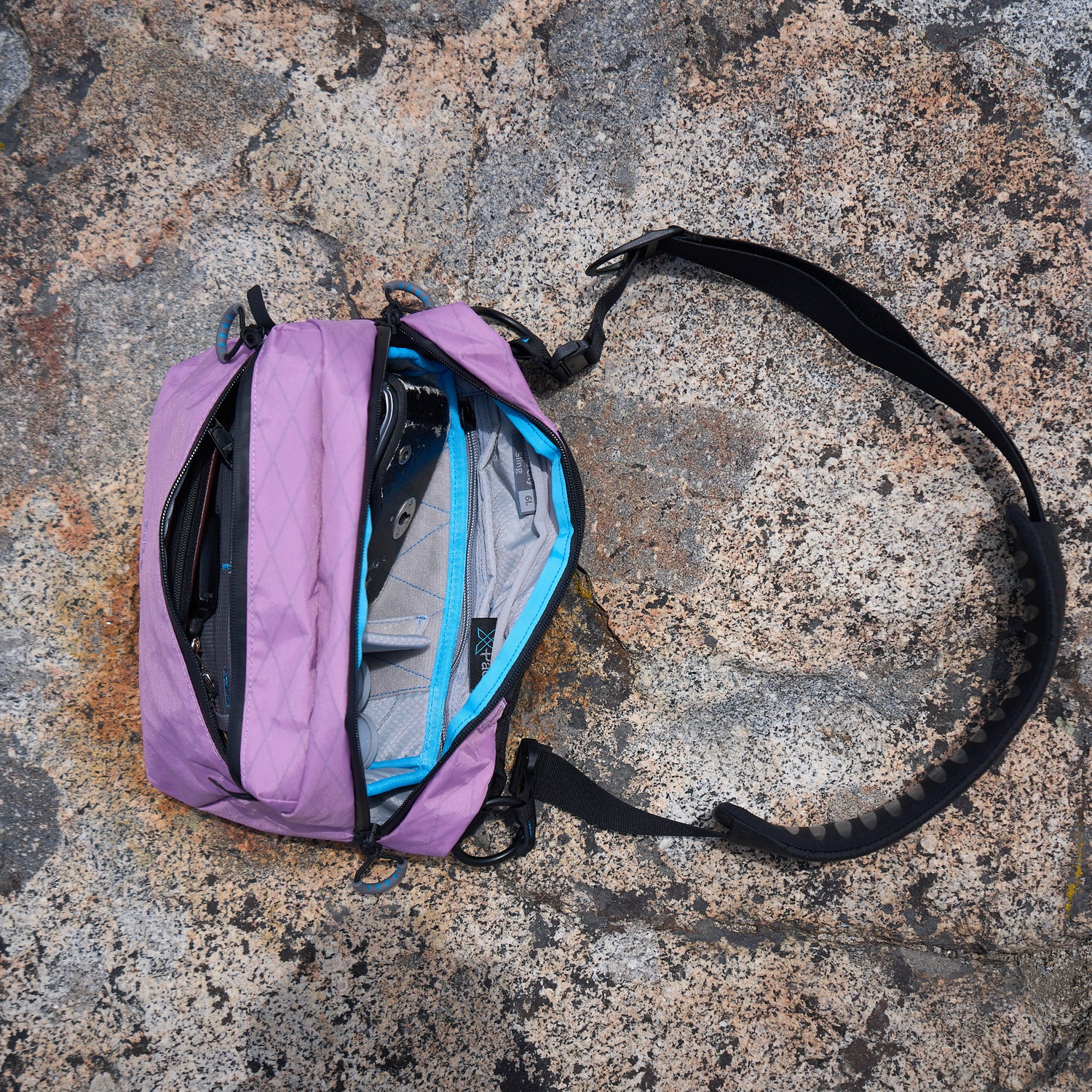 Kiboko City sling 6L with insert - Image 9