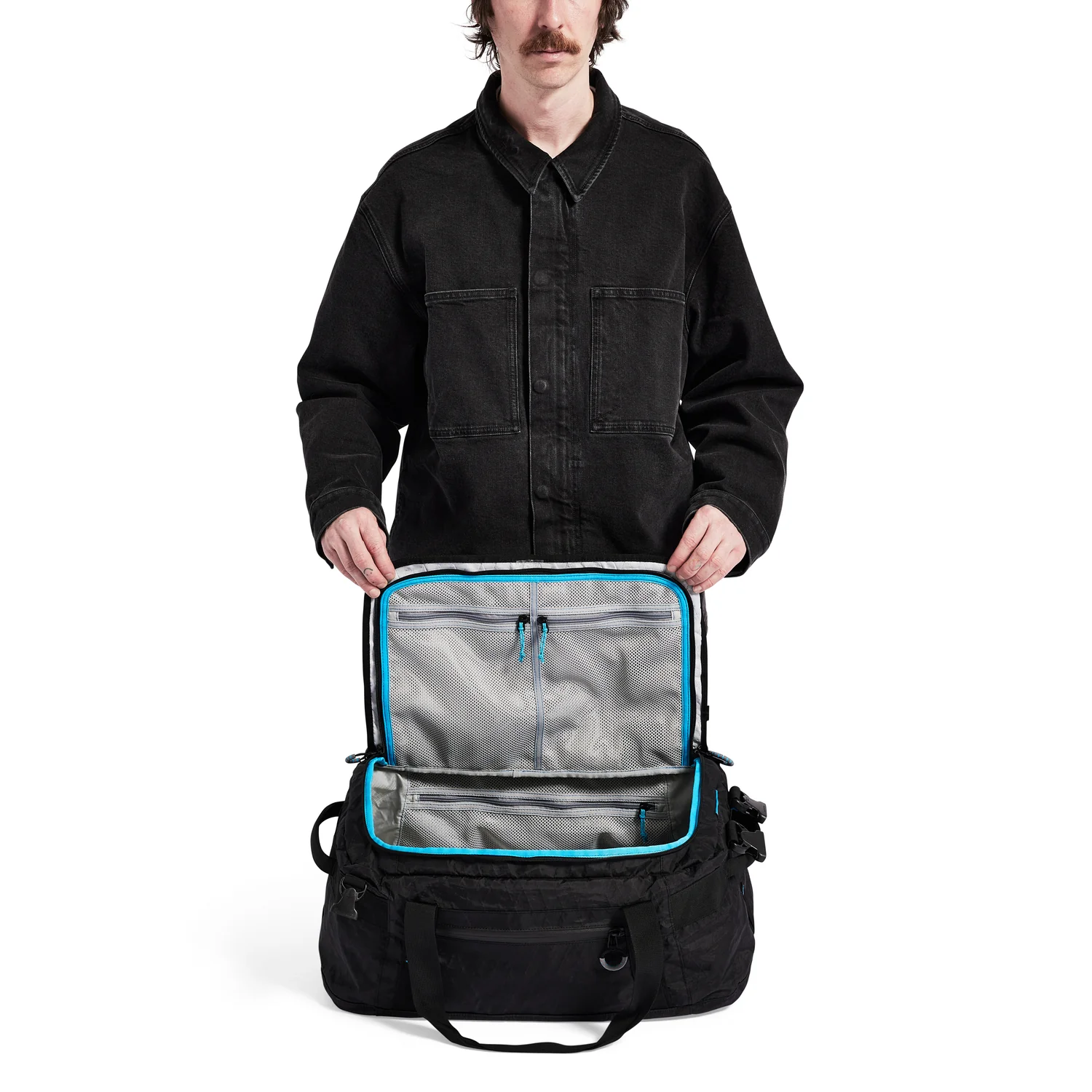 Mara Travel Duffel 40L - Image 9